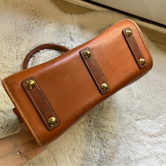 Vintage Classic Dooney & Bourke Leather Satchel - Picture 8 of 15